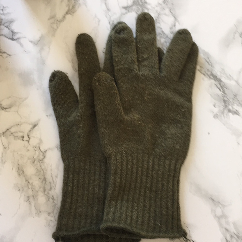 Gloves